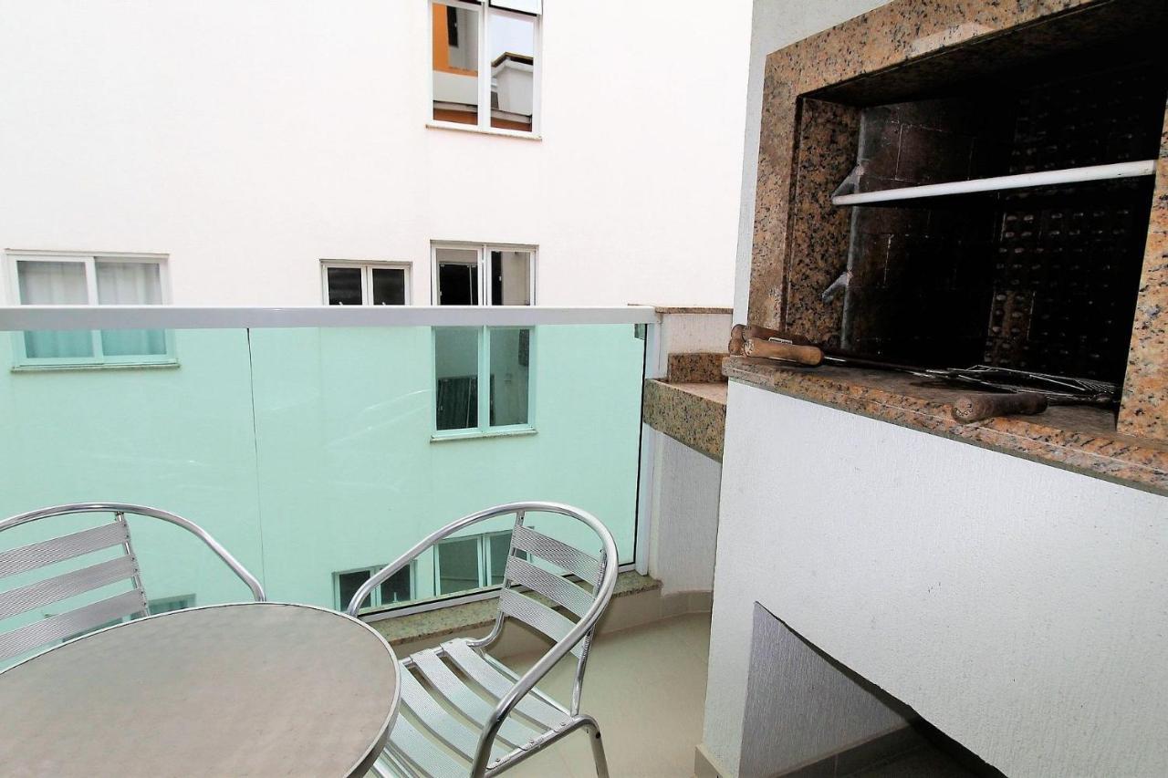 1053 - Praia De Bombinhas Locacao De Temporada - Residencial Egidio Pinheiro Apto 302 B Buitenkant foto